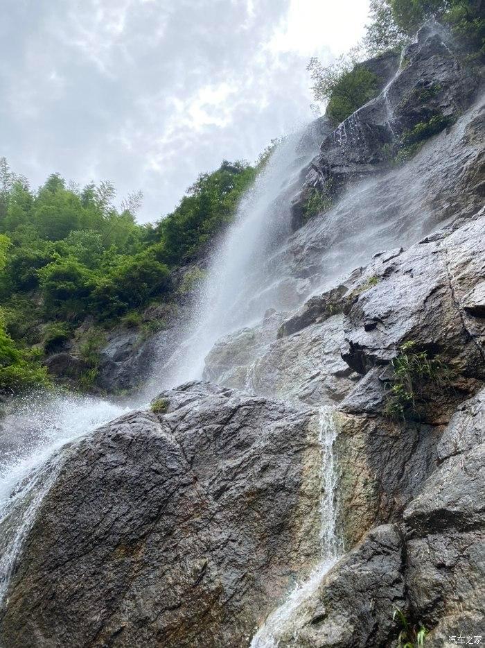 浓香腊八粥情系环卫工